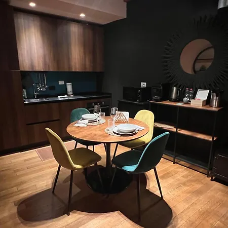 Orcagna 10 Elegante Lejlighed